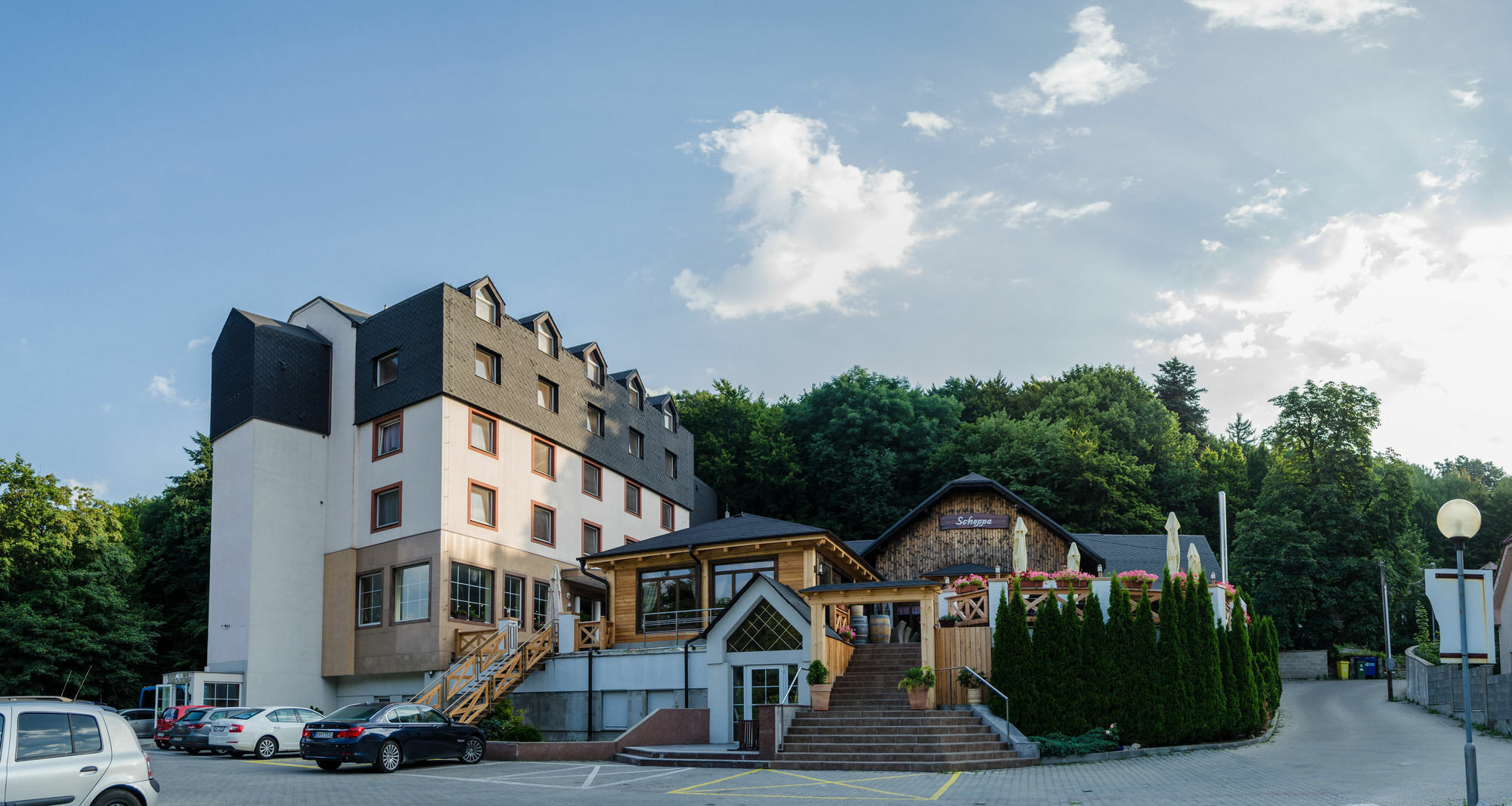 Hotel West Bratislava Exterior photo